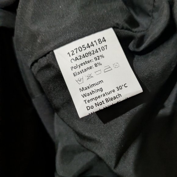 Commense V-Neck Two-Tone Pleated Button Dress - Picture 16 of 16